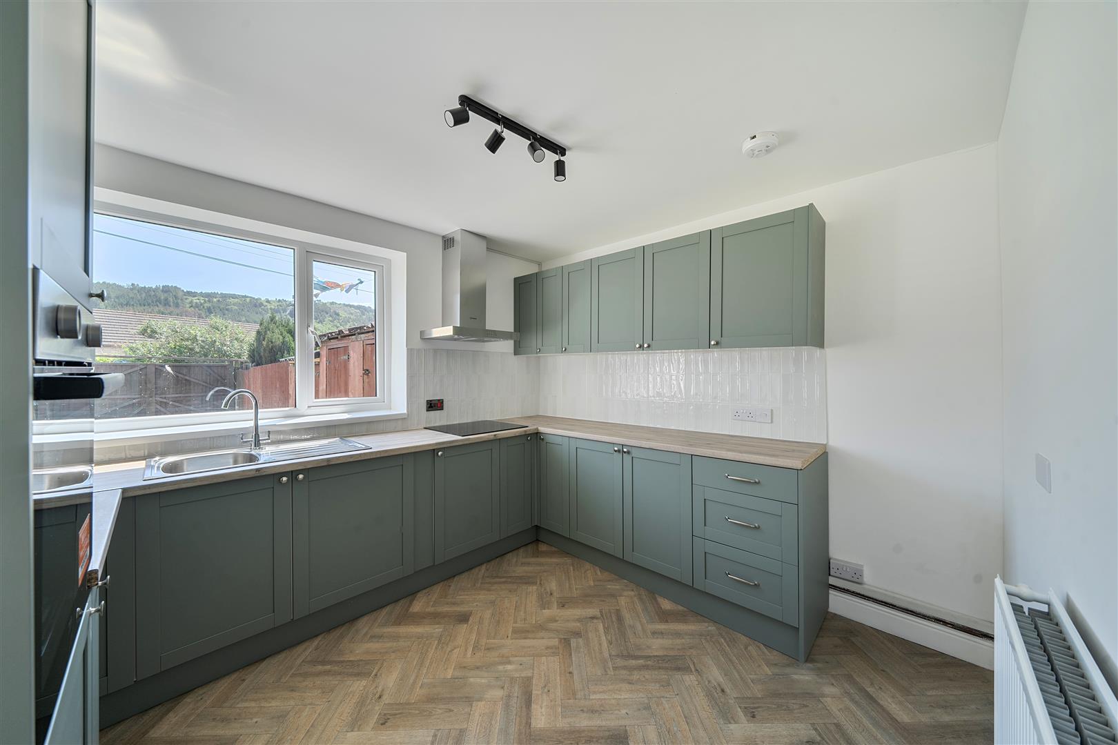 Neath Road, Hafod, Swansea, SA1 2HN